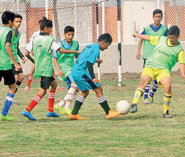 7th December 2017- - Dainik Bhaskar